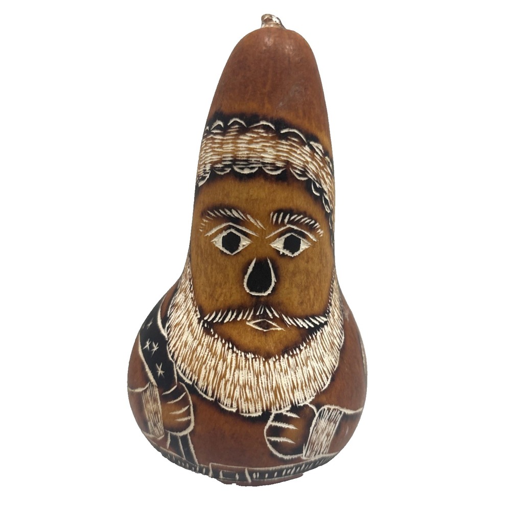 Vtg Santa Claus Hand Painted Peruvian‎ Gourd from Peru 4.5 In Folk Art Decor